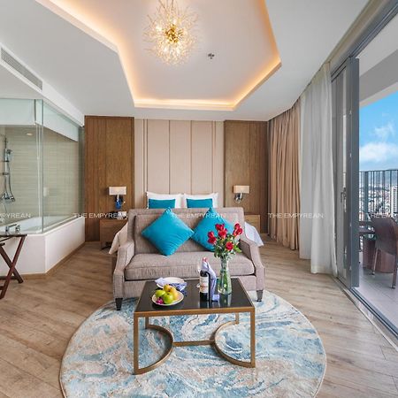 The Empyrean Nha Trang Hotell Exteriör bild