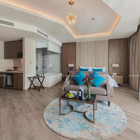 The Empyrean Nha Trang Hotell Exteriör bild